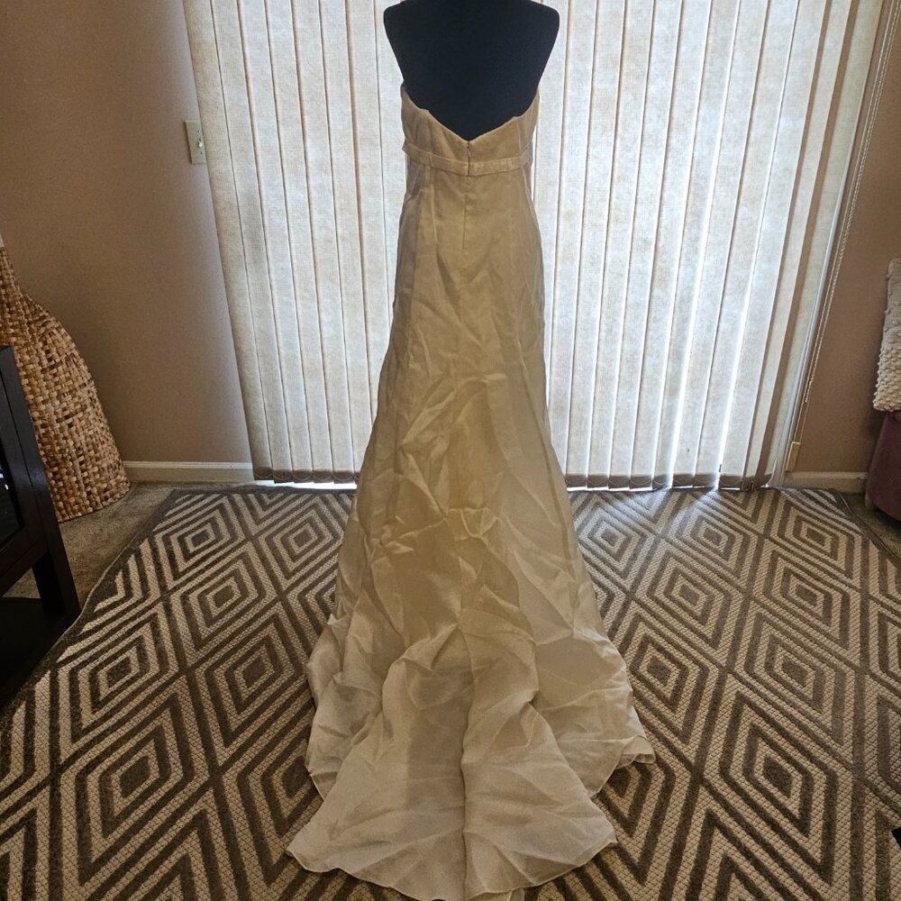 Watters & Watters Ivory Strapless Wedding Dress 14 - Picture 3 of 6